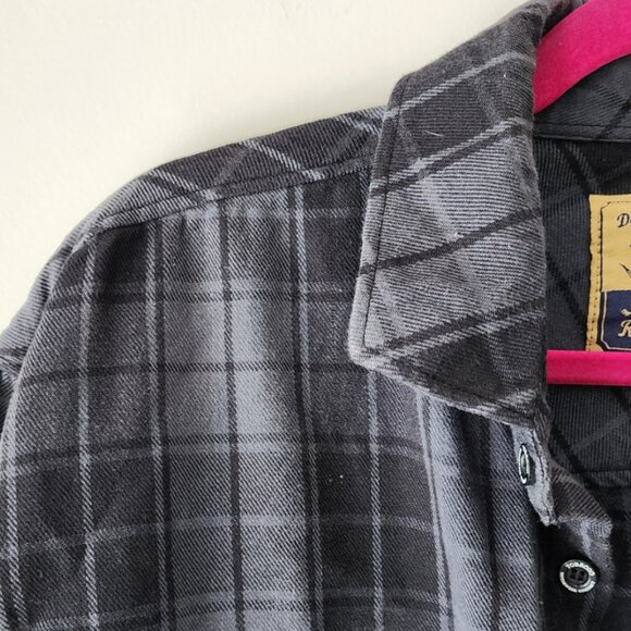 Tobacco Motorwear Co Shirt | Men's Large | Black Gray Plaid Button Down Flannel - Picture 2 of 7